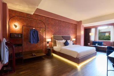 Kin Signature Suite with free daily minibar — KiN Hotel Ly Tu Trong Edition